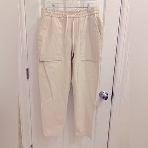 Men’s lululemon khaki jogger. Worn only 1 time.